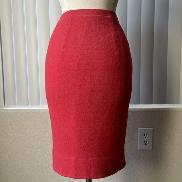 Luisa Spagnoli Red wool skirt ASO Kate Middleton Princess of Wales - Picture 5 of 5